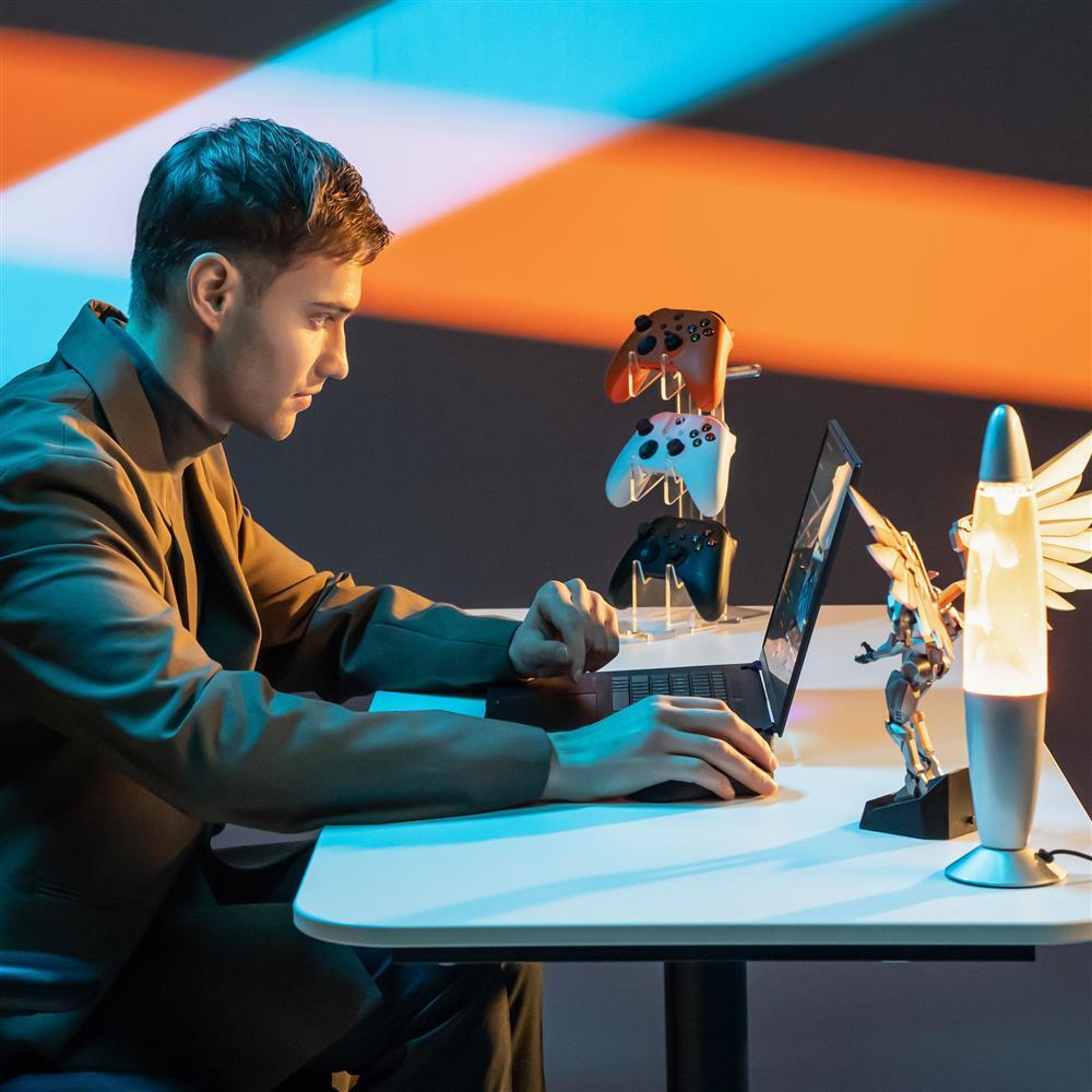 AORUS 16X intel core i9-14900HX, GeForce RTX 4070 8GB, 32GB RAM